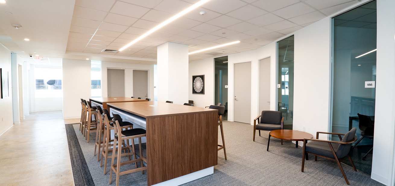 Enterprise Suite A can accommodate teams of up to 18