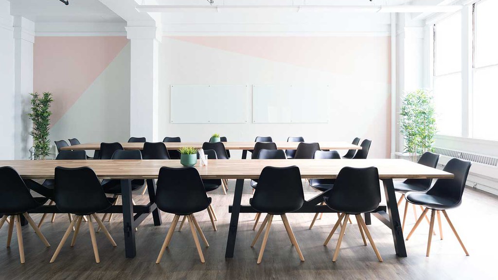 Best Meeting Rooms in Richardson (and Where to Eat Nearby)